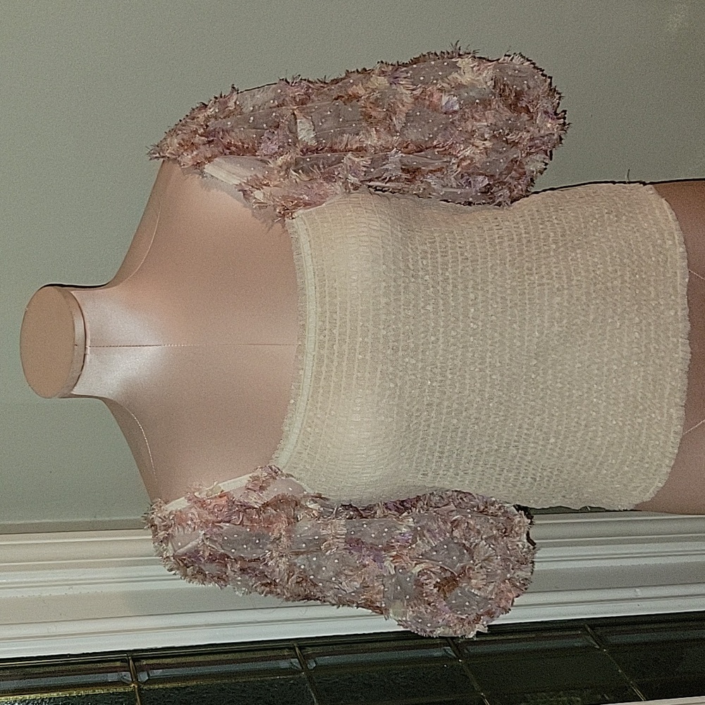 Elegant Cream Blouse with Textured Pink Sleeves